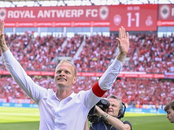 Reis Nachfolger Gefunden Geraerts Neuer Schalke Trainer Fussballdaten