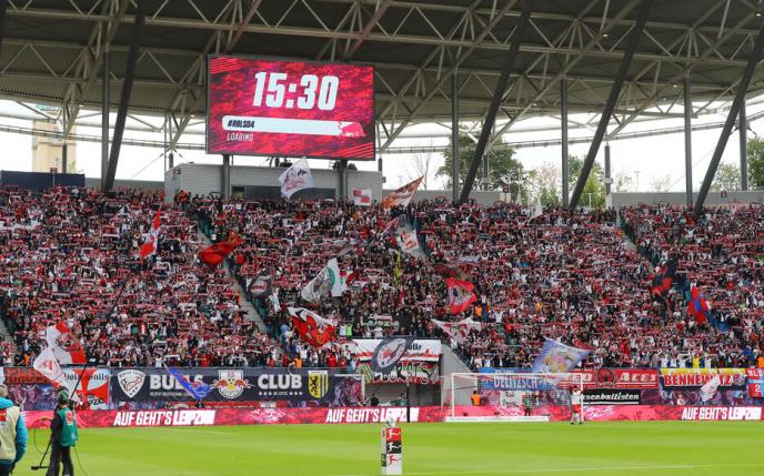 1 Bundesliga Die Tv Pakete Und Neuen Anstosszeiten Ab Der Saison 2021 22 Im Uberblick Fussballdaten