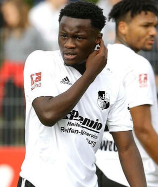 Profilbild: Emanuel Adou