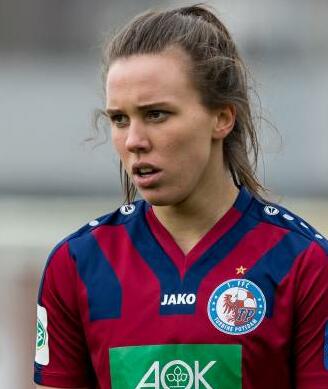 Profilbild: Viktoria Schwalm
