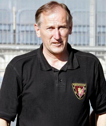 Profilbild: Gabor Pölöskei