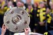 In Dortmund sieht man vor dem 34. Spieltag überall das Objekt der Begierde: die Meisterschale.