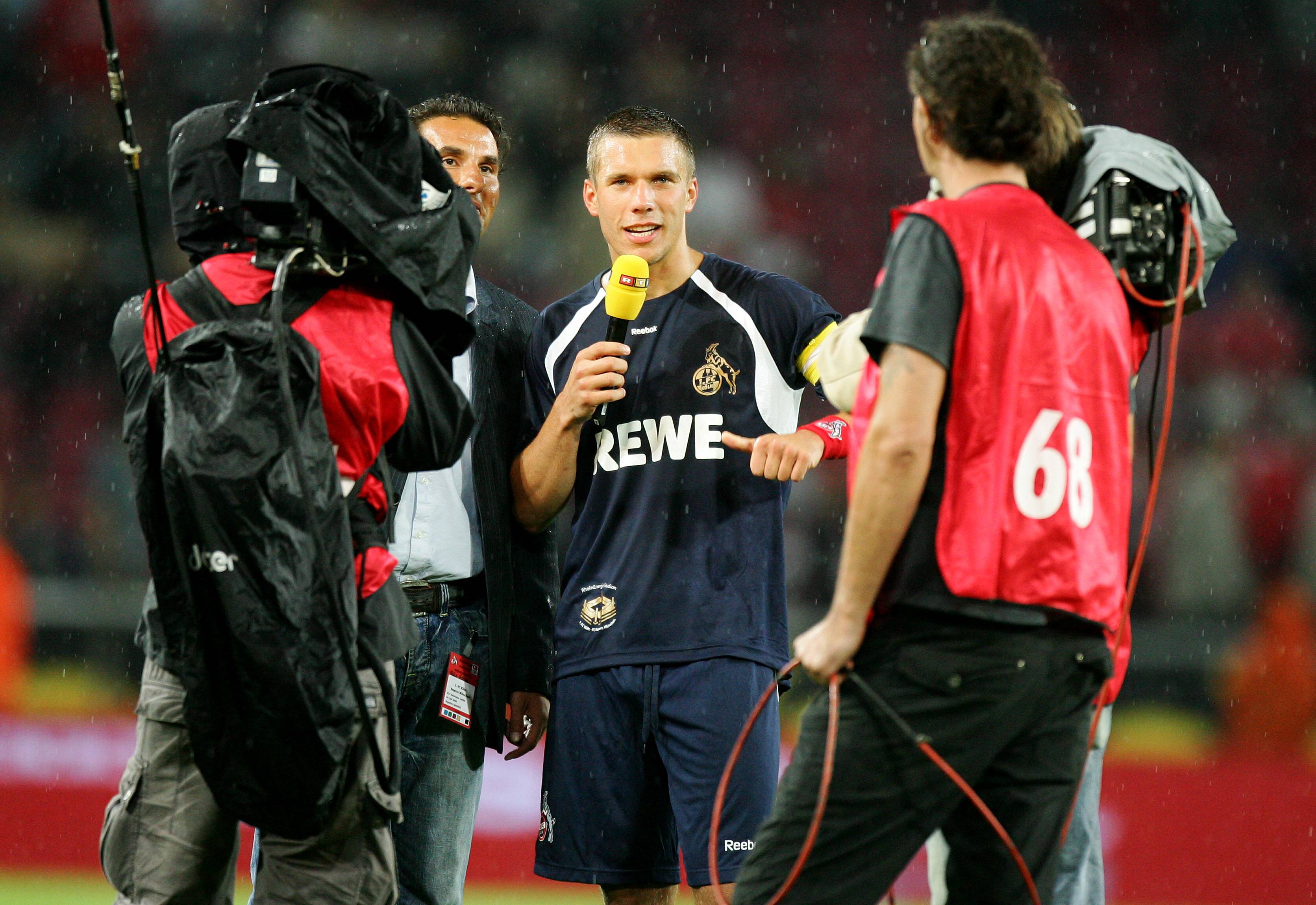 Lukas Podolski zur Äußerung von Uli Hoeneß, 80 Prozent der Länderspiele habe er gegen Mannschaften wie Liechtenstein gemacht