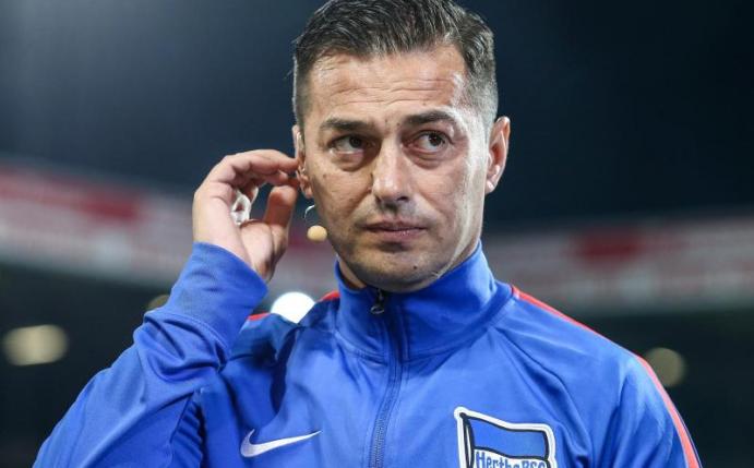 Hertha-Cheftrainer Ante Covic hofft auf einen Heimsieg gegen RB Leipzig. Foto: Andreas Gora/dpa
