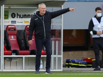 Freiburgs Trainer Christian Streich muss mit seinem Team gegen den BVB ran. Foto: Tom Weller/dpa Freiburgs Trainer Christian Streich muss mit seinem Team gegen den BVB ran. Foto: Tom Weller/dpa