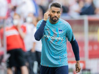 Herthas Kevin-Prince Boateng wird erstmals seit dem Pokalsieg mit Frankfurt 2018 wieder in seinem Heimatstadion auflaufen. Foto: Rolf Vennenbernd/dpa Herthas Kevin-Prince Boateng wird erstmals seit dem Pokalsieg mit Frankfurt 2018 wieder in seinem Heimatstadion auflaufen. Foto: Rolf Vennenbernd/dpa