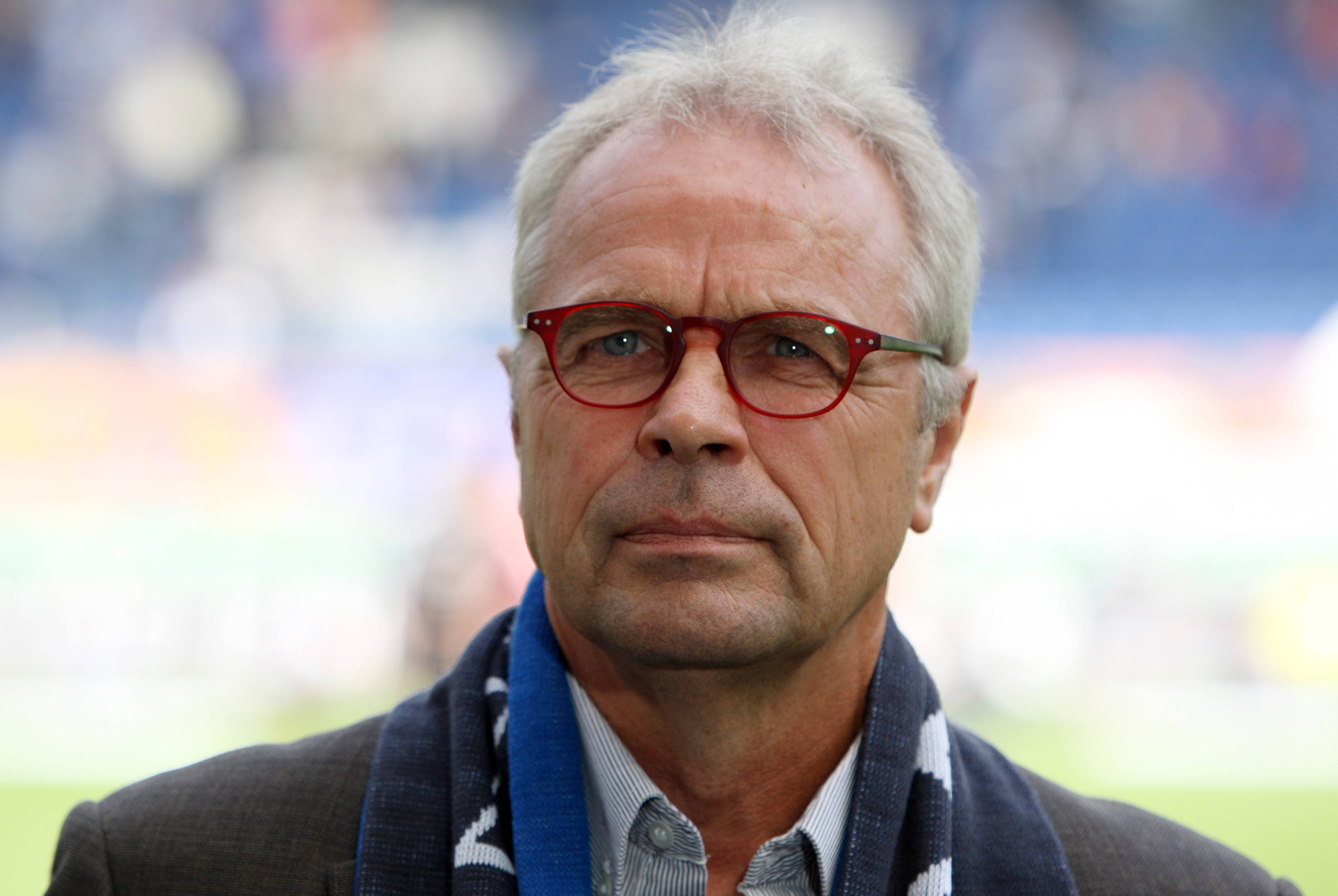 Bernhard Dietz als Trainer des MSV Duisburg über seine stark verjüngte Mannschaft