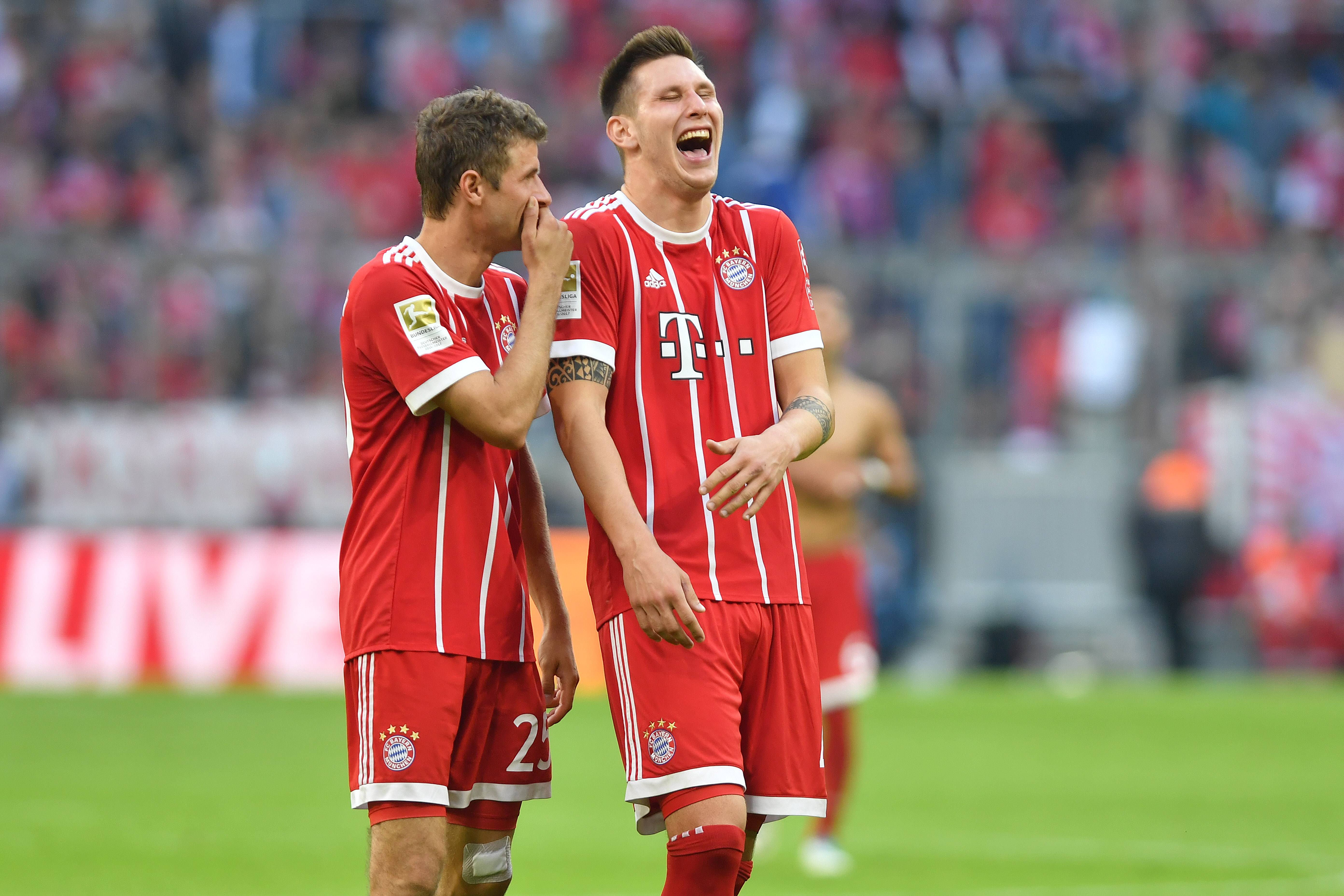 Thomas Müller, FC Bayern, vor einem schmucklosen 1:0 bei Hertha BSC über die Platzverhältnisse im Berliner Olympiastadion.