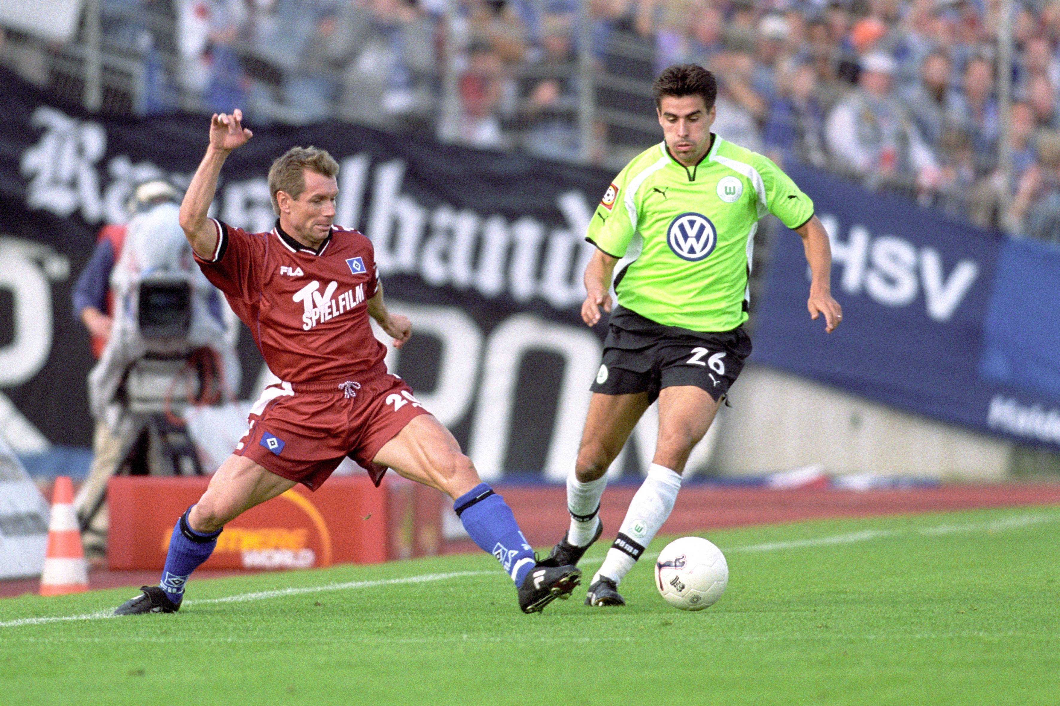 Bundestrainer Erich Ribbeck über die Nominierung des Wolfsburgers Zoltan Sebescen im Länderspiel in Holland (1:2) im Frühjahr 2000. Es blieb Sebescens einziges Länderspiel...