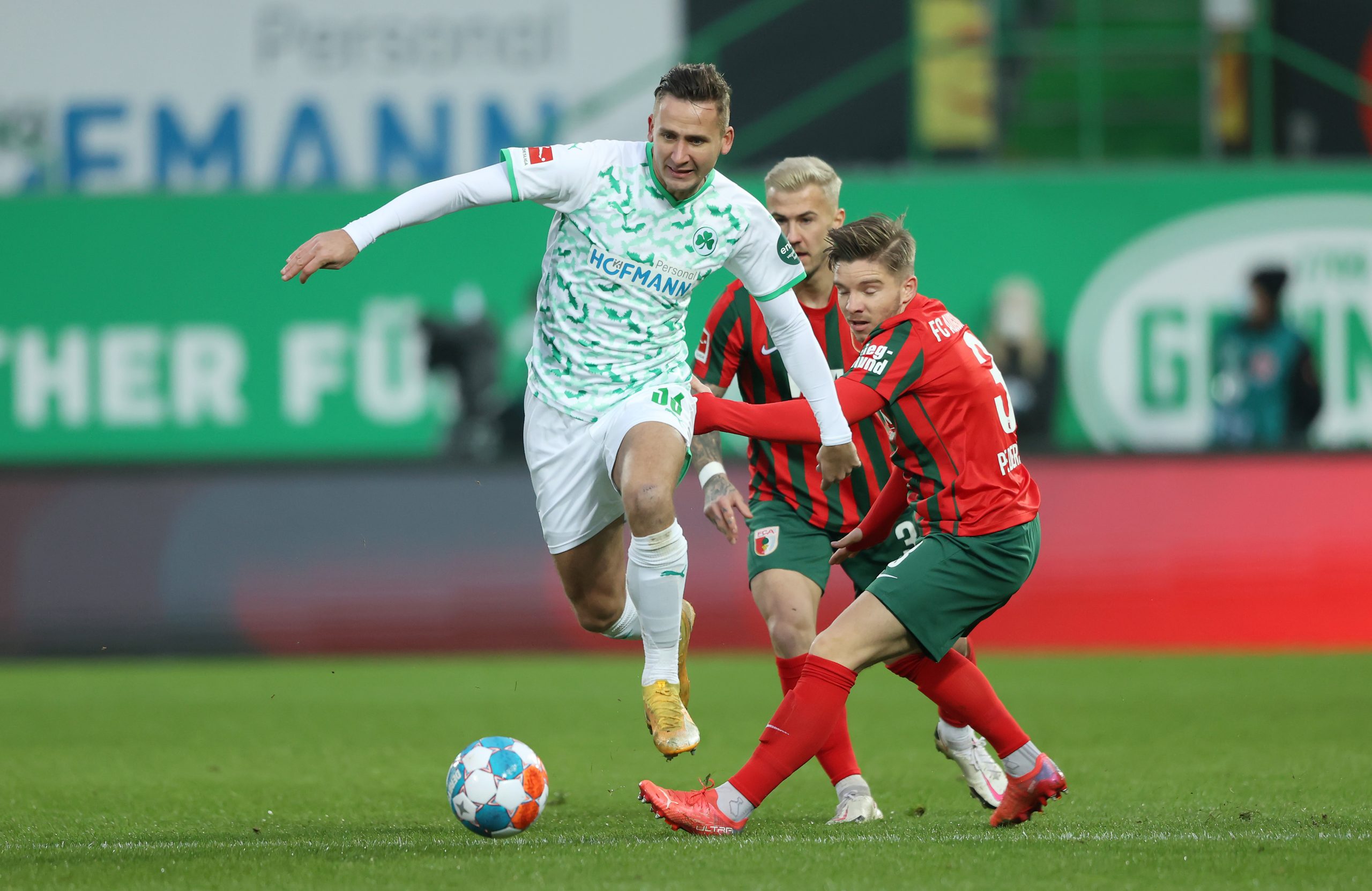 FC Augsburg – SpVgg Greuther Fürth: Ausgangslage, Zahlen, Personal und ...