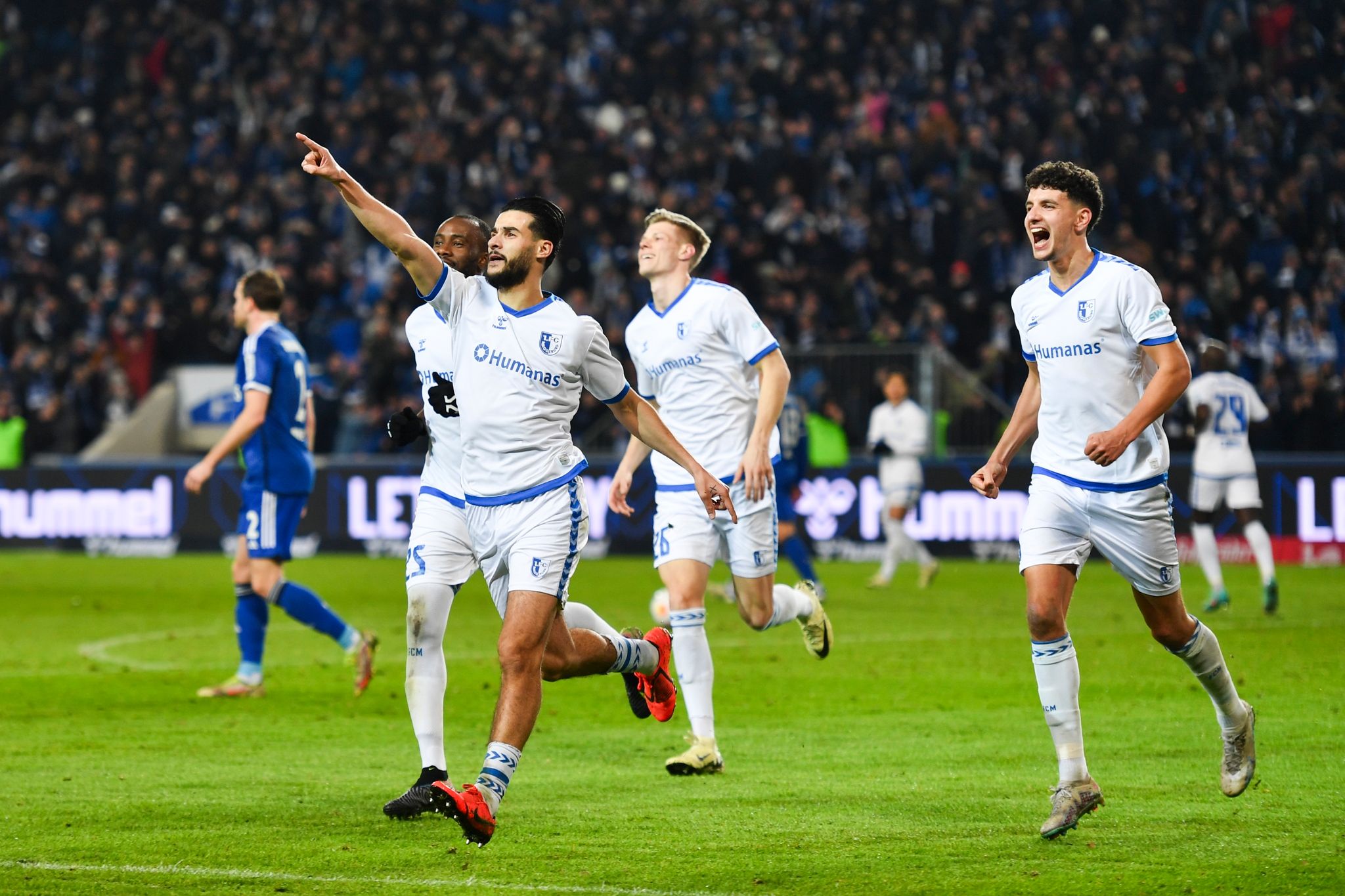 wo wird teilnehmer fck gegen schalke übertragen