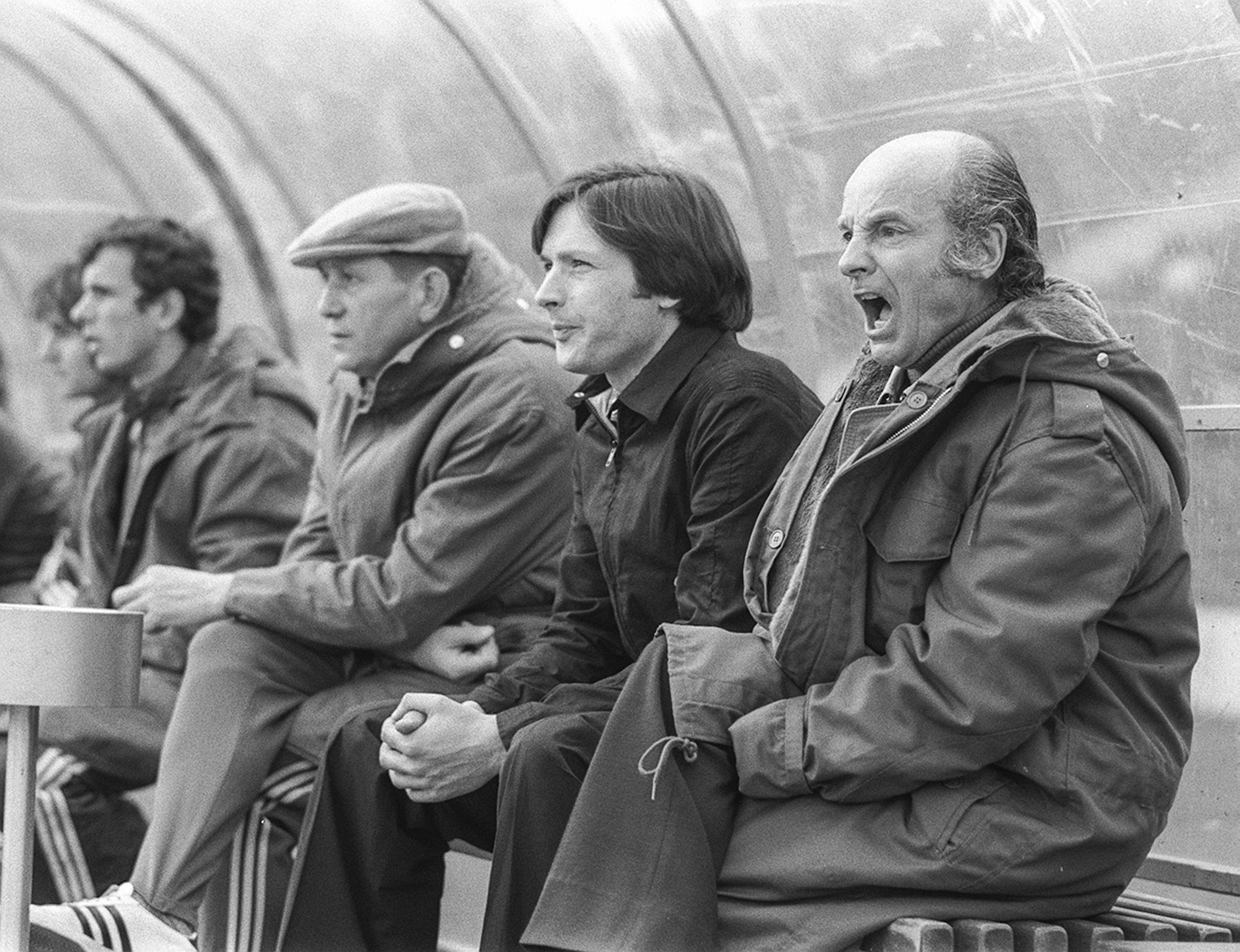 Dr. Hans-Wilhelm Müller-Wohlfahrt, Mannschaftsarzt und Legende beim FC Bayern München.