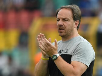 Ist nicht mehr Trainer von Apollon Limassol: Alexander Zorniger. Ist nicht mehr Trainer von Apollon Limassol: Alexander Zorniger.