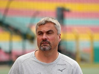 Freut sich in der Bundesliga auf ein Wiedersehen mit André Breitenreiter: Bochums Trainer Thomas Reis. Freut sich in der Bundesliga auf ein Wiedersehen mit André Breitenreiter: Bochums Trainer Thomas Reis.