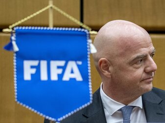 100 Tage vor WM: Menschenrechtler appellieren an die FIFA 100 Tage vor WM: Menschenrechtler appellieren an die FIFA