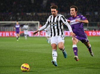 Linksverteidiger Luca Pellegrini (l) wechselt auf Leihbasis für ein Jahr zu Bundesligist Eintracht Frankfurt. Linksverteidiger Luca Pellegrini (l) wechselt auf Leihbasis für ein Jahr zu Bundesligist Eintracht Frankfurt.