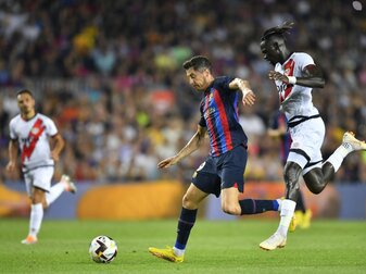 Enttäuschendes Debüt für Lewandowski - Barca stolpert Enttäuschendes Debüt für Lewandowski - Barca stolpert
