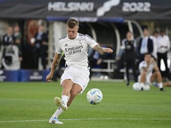 Ancelotti überrascht: Kroos nicht für Ballon d'Or nominiert Ancelotti überrascht: Kroos nicht für Ballon d'Or nominiert