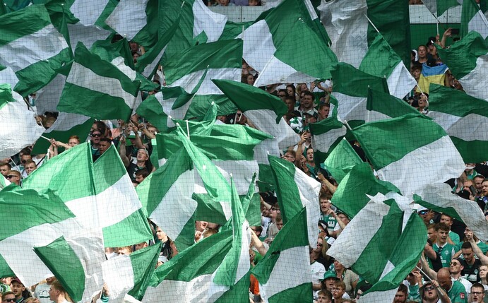 Nach strengen Polizeikontrollen der Werder-Fans kritisiert der Verband die Entschuldigung des niedersächsischen Innenministers.