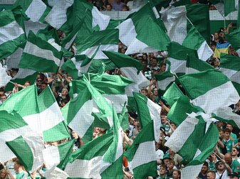 Nach strengen Polizeikontrollen der Werder-Fans kritisiert der Verband die Entschuldigung des niedersächsischen Innenministers. Nach strengen Polizeikontrollen der Werder-Fans kritisiert der Verband die Entschuldigung des niedersächsischen Innenministers.