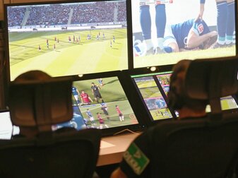 Vor fünf Jahren wurde der Videobeweis eingeführt. Vor fünf Jahren wurde der Videobeweis eingeführt.