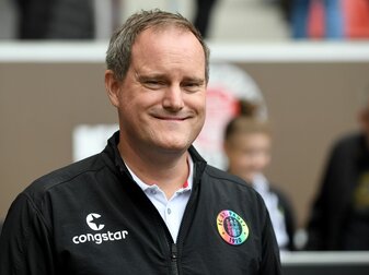 Will die Zweitliga-Interessen bei der DFL vertreten: Pauli-Boss Oke Göttlich. Will die Zweitliga-Interessen bei der DFL vertreten: Pauli-Boss Oke Göttlich.