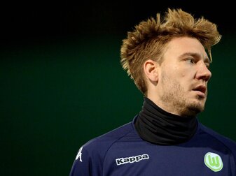 Der Däne Nicklas Bendtner spielte zwischen 2014 und 2016 für den Vfl Wolfsburg. Der Däne Nicklas Bendtner spielte zwischen 2014 und 2016 für den Vfl Wolfsburg.