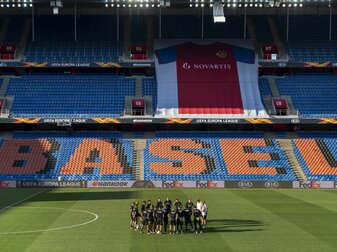 Vom BVB zurück in die Heimat zum FC Basel wechselt der Schweizer Bradley Fink. Vom BVB zurück in die Heimat zum FC Basel wechselt der Schweizer Bradley Fink.