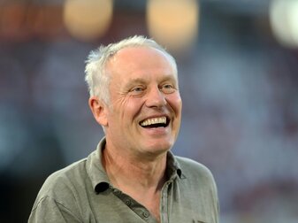 Streich erwartet in Stuttgart Spiel "auf Augenhöhe" Streich erwartet in Stuttgart Spiel "auf Augenhöhe"