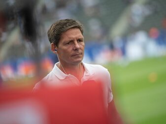 Sieht die Einführung des Videobeweises positiv: Eintracht-Trainer Oliver Glasner Sieht die Einführung des Videobeweises positiv: Eintracht-Trainer Oliver Glasner
