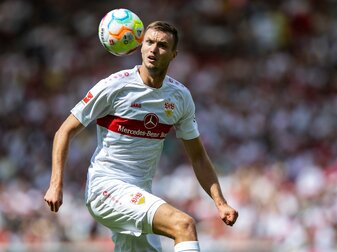 Stuttgarts Sasa Kalajdzic wechselt Berichten zufolge nach England. Stuttgarts Sasa Kalajdzic wechselt Berichten zufolge nach England.