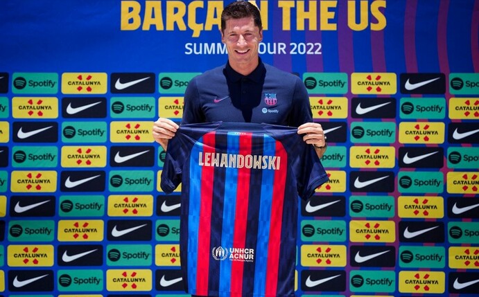 Der FC Barcelona mit Robert Lewandowski ist einer der Gruppengegner von Bayern München.