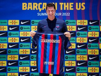 Der FC Barcelona mit Robert Lewandowski ist einer der Gruppengegner von Bayern München. Der FC Barcelona mit Robert Lewandowski ist einer der Gruppengegner von Bayern München.