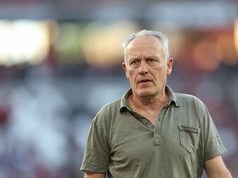 Neugierig auf die Gruppengegner in der Europa League: Freiburgs Trainer Christian Streich. Neugierig auf die Gruppengegner in der Europa League: Freiburgs Trainer Christian Streich.