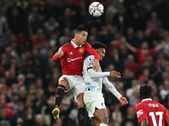 Medien: Neapel verhandelt mit Ronaldo Medien: Neapel verhandelt mit Ronaldo