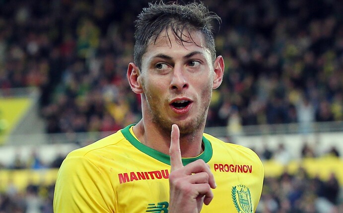 Emiliano Sala war am 21. Januar 2019 auf dem Weg nach Wales mit dem Flugzeug über dem Ärmelkanal abgestürzt und ums Leben gekommen.