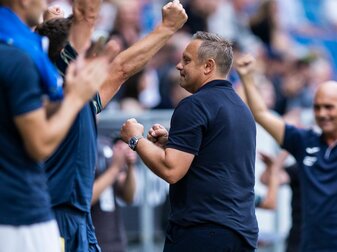 Hat nach Sportchef Rosen mit seiner Power eine gute Energie, Frische und Power nach Hoffenheim gebracht: André Breitenreiter feiert ein Tor. Hat nach Sportchef Rosen mit seiner Power eine gute Energie, Frische und Power nach Hoffenheim gebracht: André Breitenreiter feiert ein Tor.