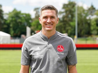 Er wird der neue Trainer beim VfL Osnabrück: Tobias Schweinsteiger. Er wird der neue Trainer beim VfL Osnabrück: Tobias Schweinsteiger.