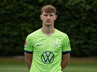Wechselt auf Leihbasis in die Niederlande zu Vitesse Arnheim: Bartosz Bialek. Wechselt auf Leihbasis in die Niederlande zu Vitesse Arnheim: Bartosz Bialek.
