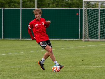 Geht auf Leihbasis zu Rot-Weiss Essen: Felix Götze vom FC Augsburg. Geht auf Leihbasis zu Rot-Weiss Essen: Felix Götze vom FC Augsburg.