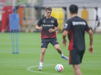 Wechselt auf Leihbasis in seine spanische Heimat: Leverkusens Iker Bravo. Wechselt auf Leihbasis in seine spanische Heimat: Leverkusens Iker Bravo.