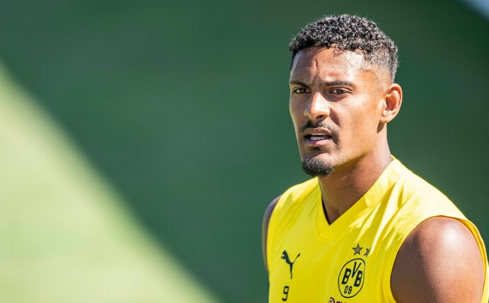 BVB-Stürmer Sebastien Haller freut sich über die Anteilnahme.