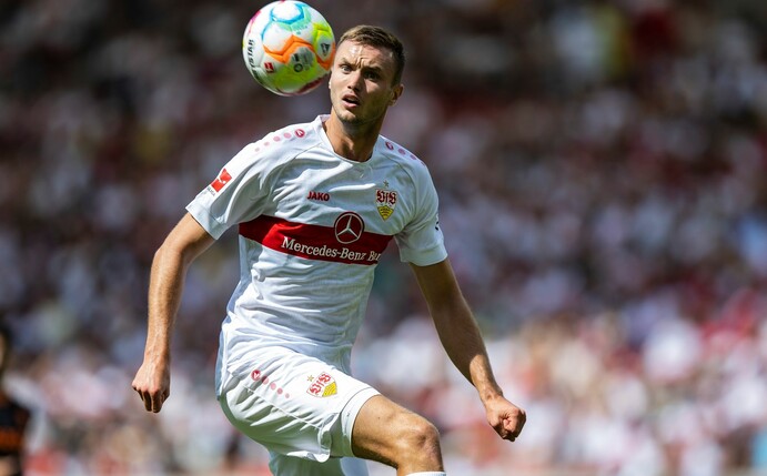 Der 25-jährige Stürmer Sasa Kalajdzic wechselt vom VfB Stuttgart zu den Wolverhampton Wanderers.
