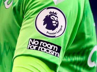 Die Premier-League-Clubs haben in diesem Sommer rund 2,2 Milliarden Euro für Spielerverpflichtungen ausgegeben. Die Premier-League-Clubs haben in diesem Sommer rund 2,2 Milliarden Euro für Spielerverpflichtungen ausgegeben.