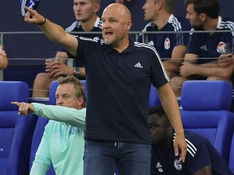 Schalke wehrt sich gegen Kritik an Transferpolitik Schalke wehrt sich gegen Kritik an Transferpolitik