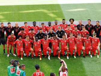 Der neuformierte Kader des FC Bayern birgt wegen der extrem großen Konkurrenzsituation Potenzial für Konflikte im Laufe der Saison. Der neuformierte Kader des FC Bayern birgt wegen der extrem großen Konkurrenzsituation Potenzial für Konflikte im Laufe der Saison.