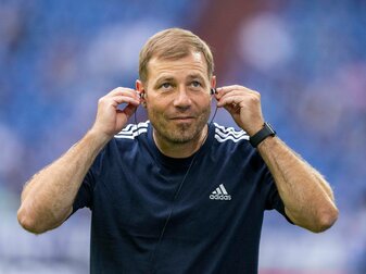 Schalke-Trainer Frank Kramer spürt keine Unruhe im Team. Schalke-Trainer Frank Kramer spürt keine Unruhe im Team.