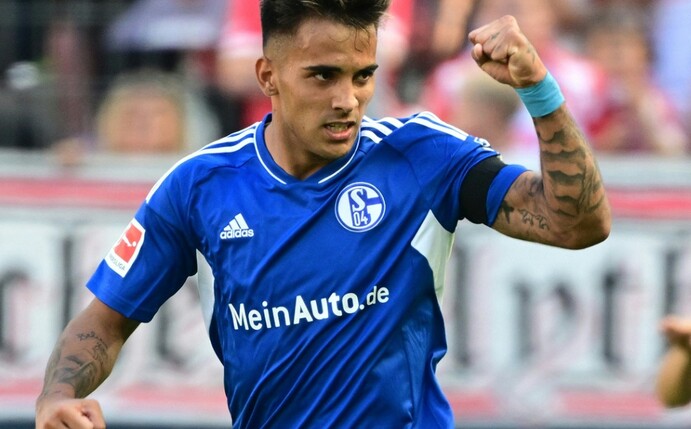 Schalker Zalazar und Herthas Rogel bekommen WM-Chance