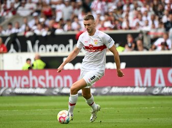 Stürmer Sasa Kalajdzic wechselte erst in dieser Woche zu den Wolverhampton Wanderers - nun fällt er verletzungbedingt lange aus. Stürmer Sasa Kalajdzic wechselte erst in dieser Woche zu den Wolverhampton Wanderers - nun fällt er verletzungbedingt lange aus.