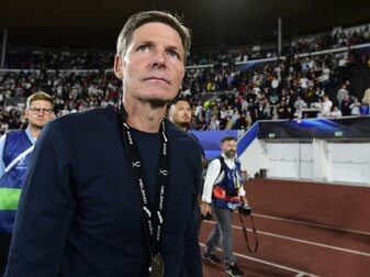 Glasner warnt: "Nicht auf die Hymne konzentrieren" Glasner warnt: "Nicht auf die Hymne konzentrieren"